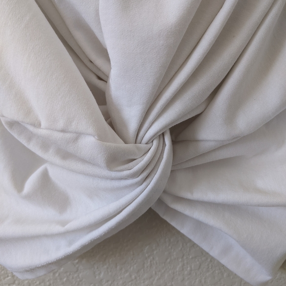 Walter Baker Small White Knot Front Crew Neck Tee Shirt - Picture 4 of 8